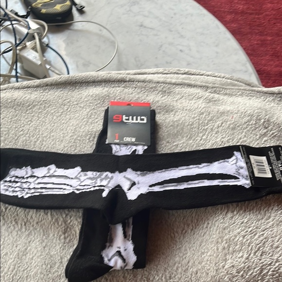 Black Casual Socks with Bold White Bone Design - Picture 3 of 3